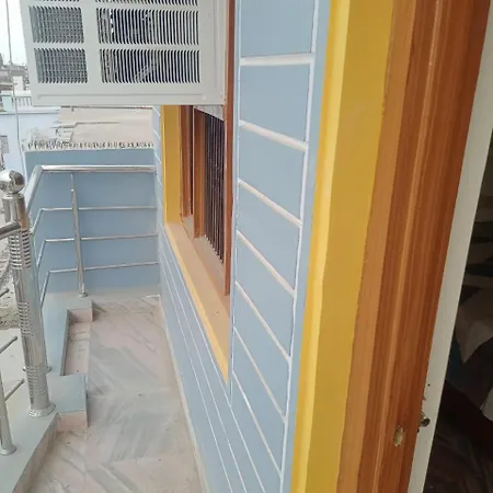 Vatsalya Bhawan Home Stay Ayodhya Exterior photo